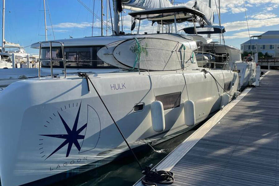 Lagoon 42 • Hulk