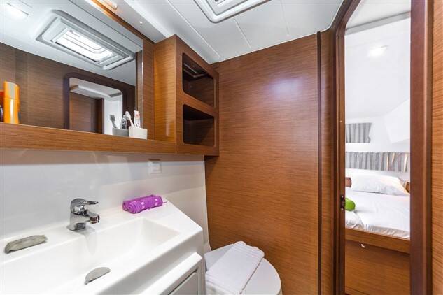 Lagoon 42 Aria 