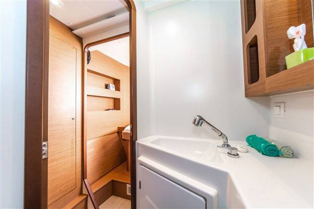 Lagoon 42 Aria 