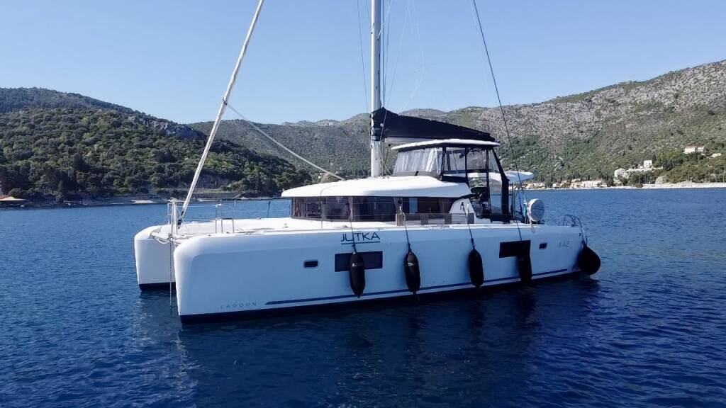 Lagoon 42 Jutka