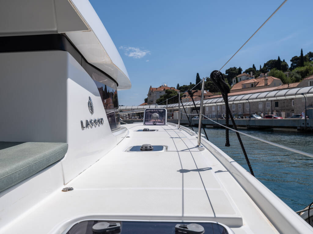 Lagoon 42 Jutka