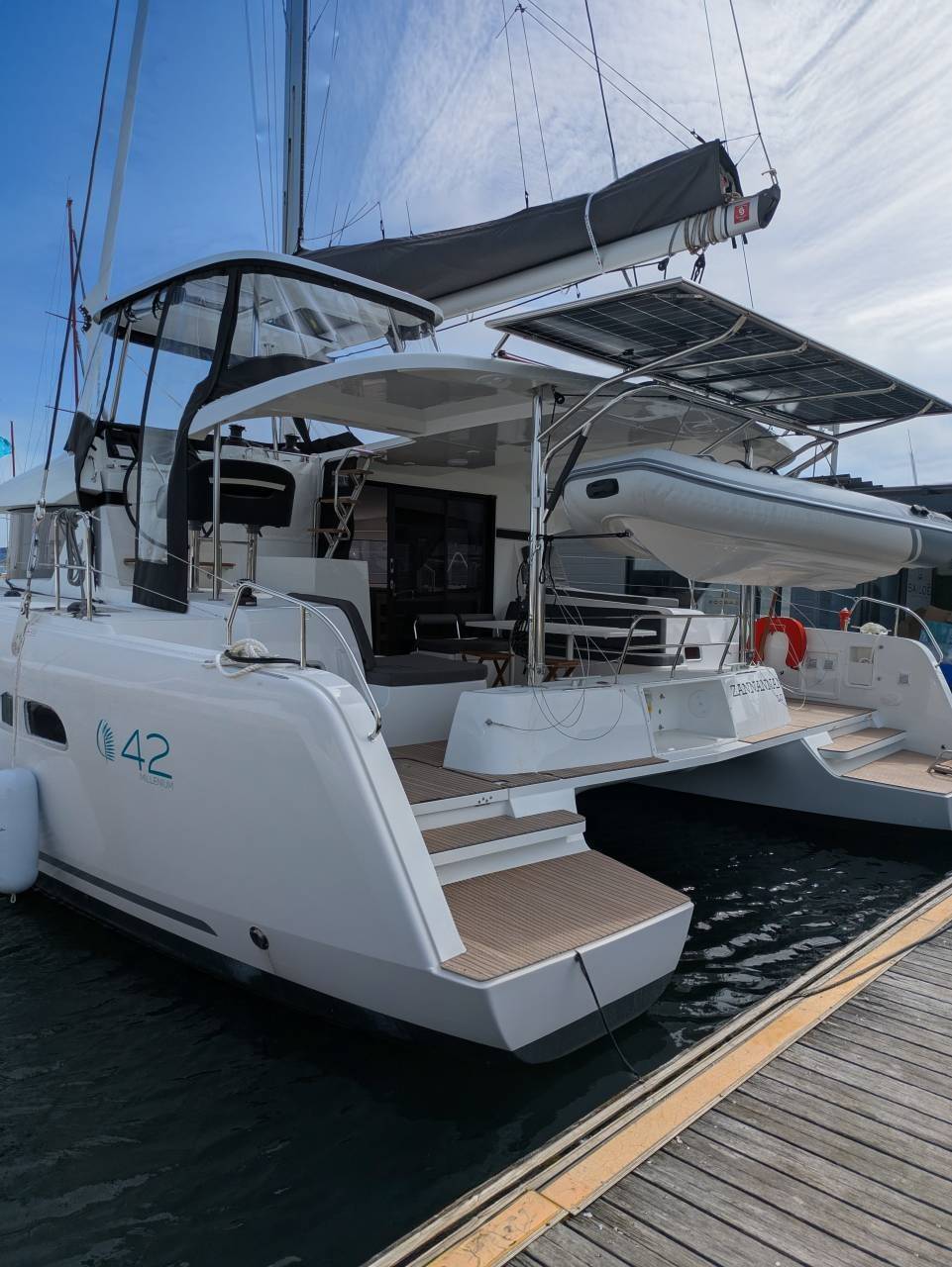 Lagoon 42 