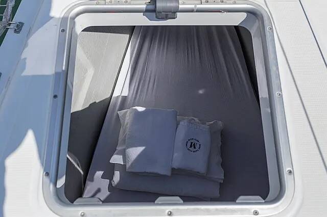 Lagoon 42 Pulp Fiction