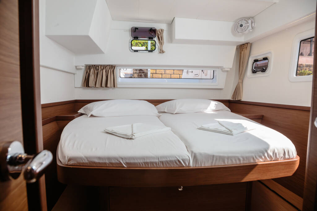 Lagoon 42 La Fenice - Standard line