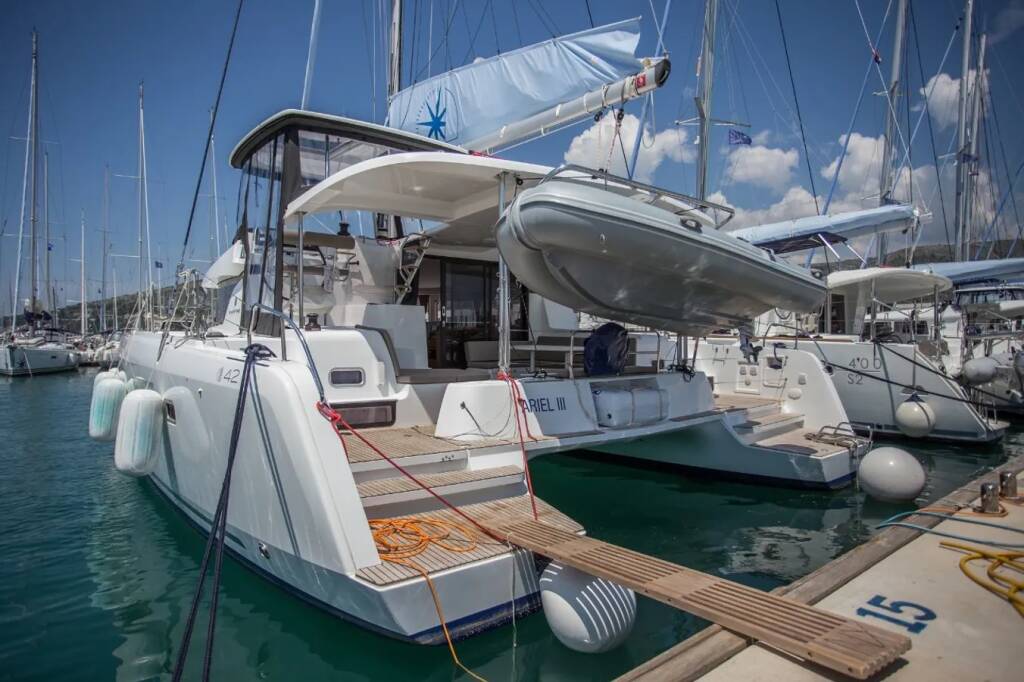 Lagoon 42 Ariel 3