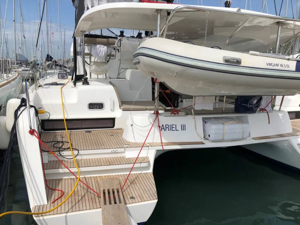 Lagoon 42 Ariel 3