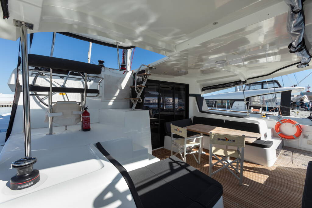 Lagoon 42 Nacatuli - Standard line