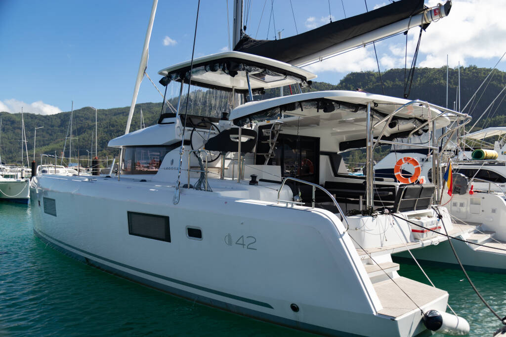 Lagoon 42 Athena Pearl