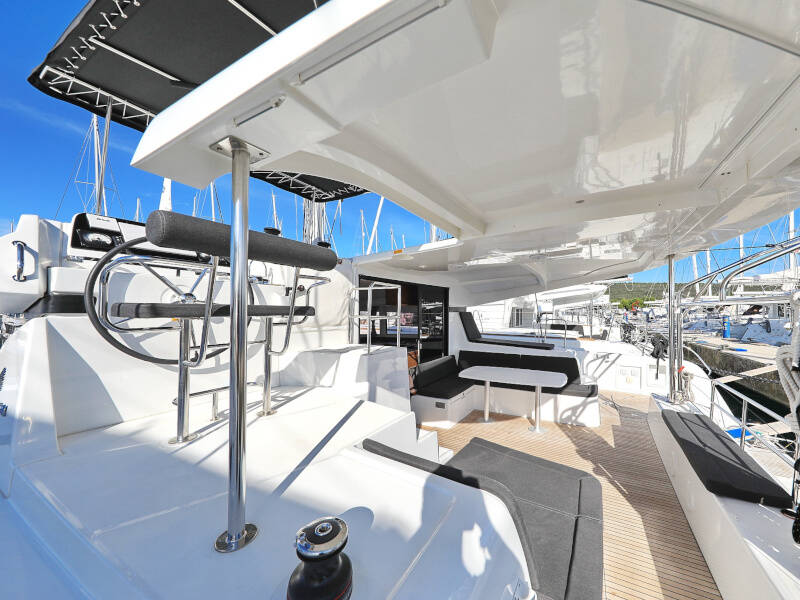 Lagoon 42 SEA YA