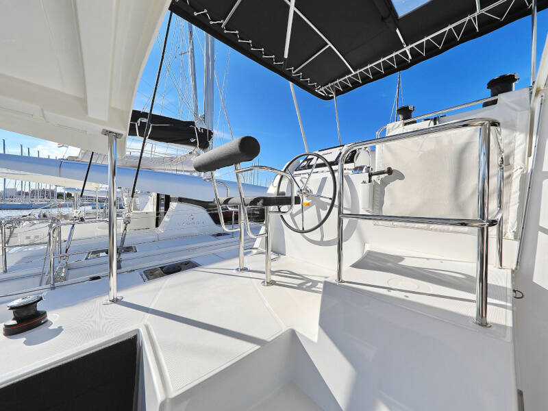 Lagoon 42 SEA YA