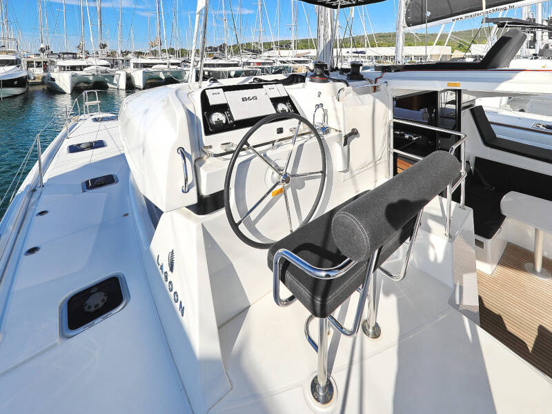 Lagoon 42 SEA YA