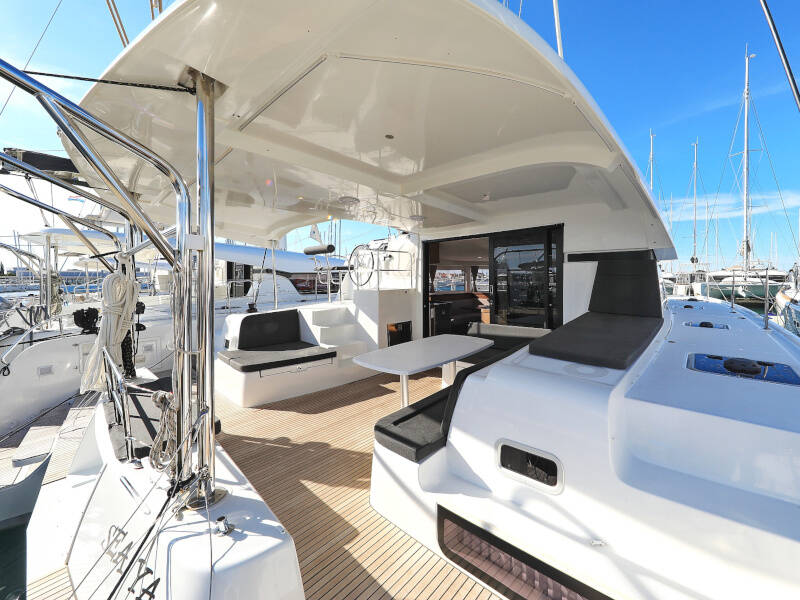 Lagoon 42 SEA YA