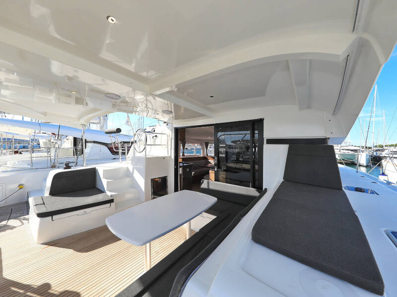 Lagoon 42 SEA YA
