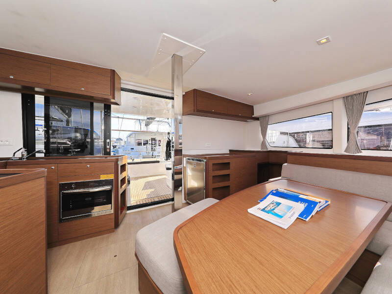 Lagoon 42 SEA YA
