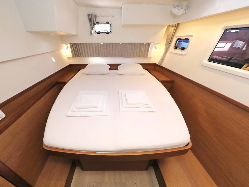 Lagoon 42 SEA YA