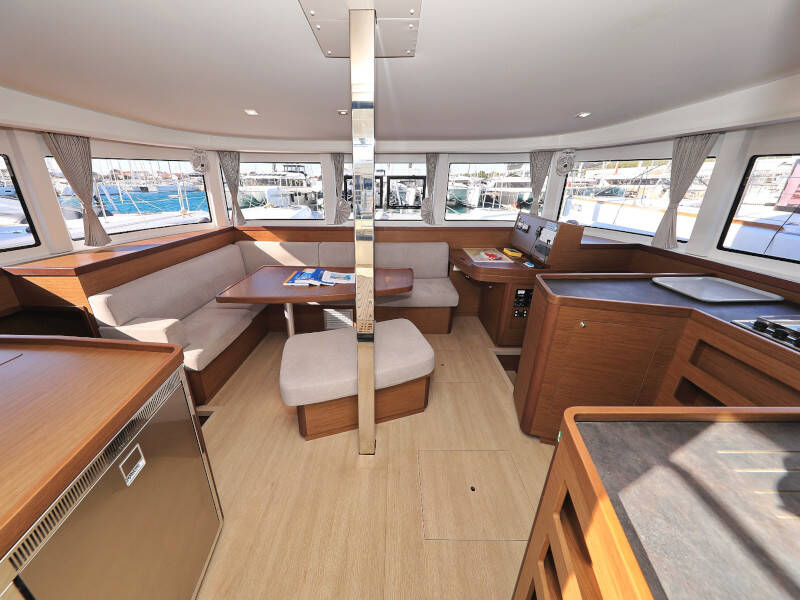 Lagoon 42 SEA YA