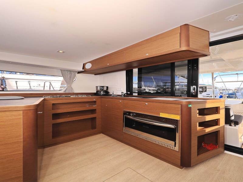 Lagoon 42 SEA YA