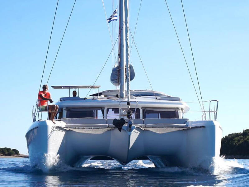 Lagoon 421 Nirvana AC Watermaker Gen + elegant pack refit 2022