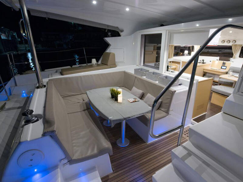 Lagoon 421 Nirvana AC Watermaker Gen + elegant pack refit 2022