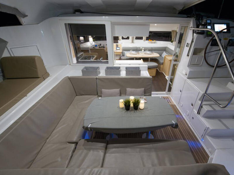 Lagoon 421 Nirvana AC Watermaker Gen + elegant pack refit 2022