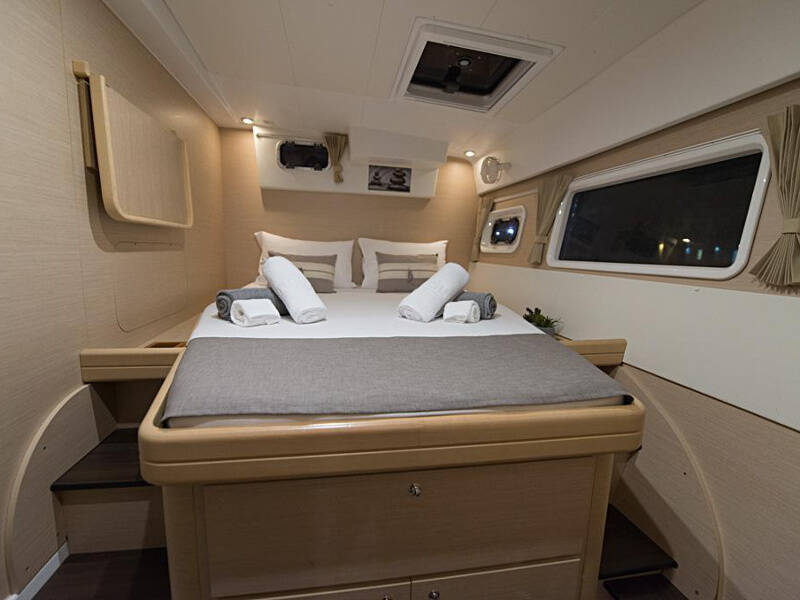 Lagoon 421 Nirvana AC Watermaker Gen + elegant pack refit 2022