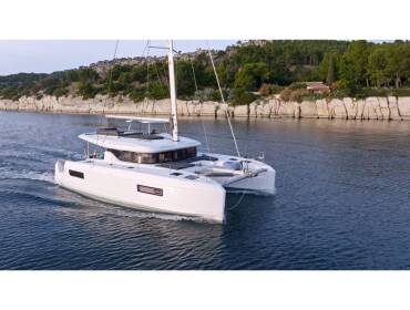 Lagoon 43 • ARIA