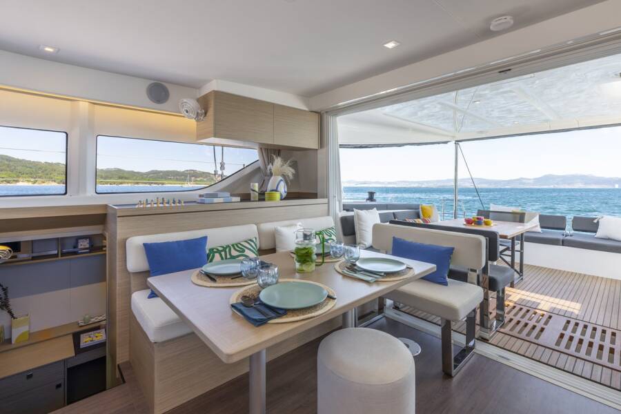 Lagoon 43 Cloud Dancer 2