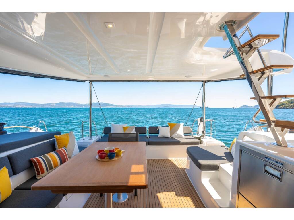 Lagoon 43 SOLANA
