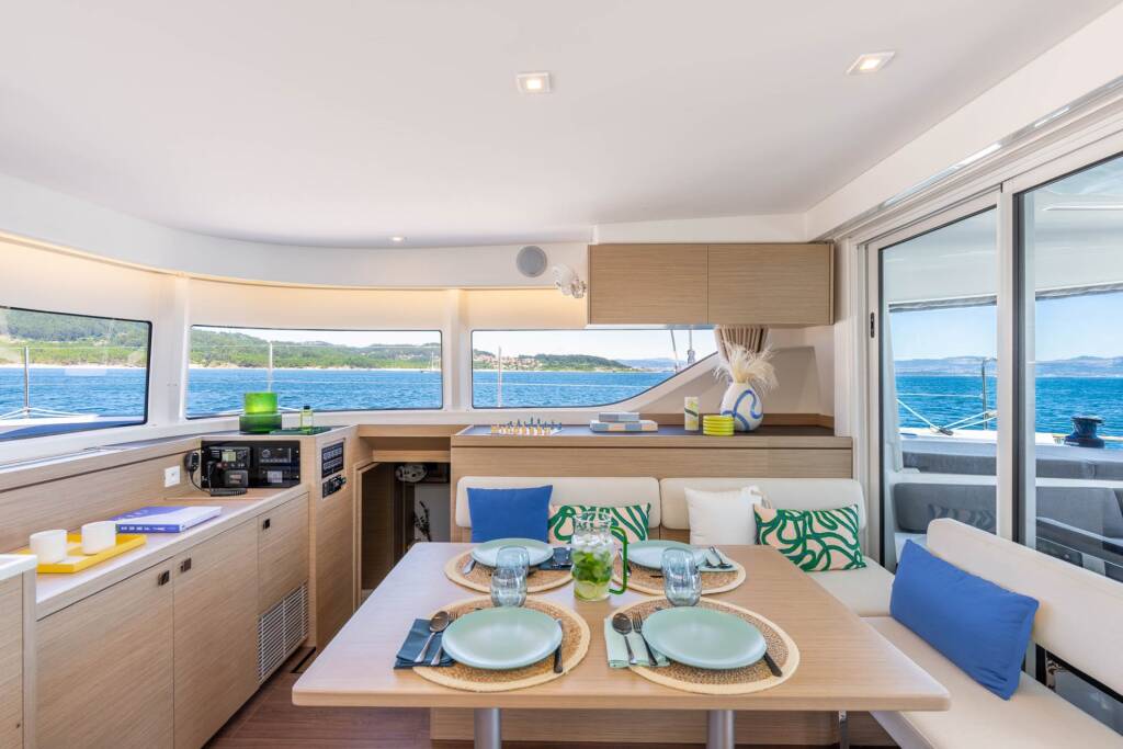 Lagoon 43 SOLANA