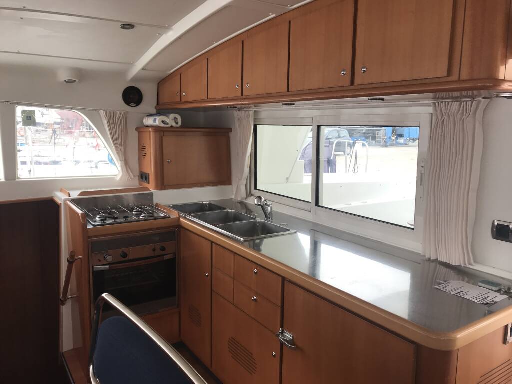 Lagoon 440 Isis (Generator)