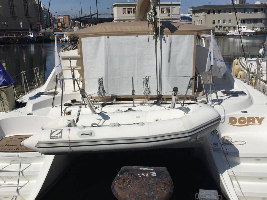 Lagoon 440 Dory