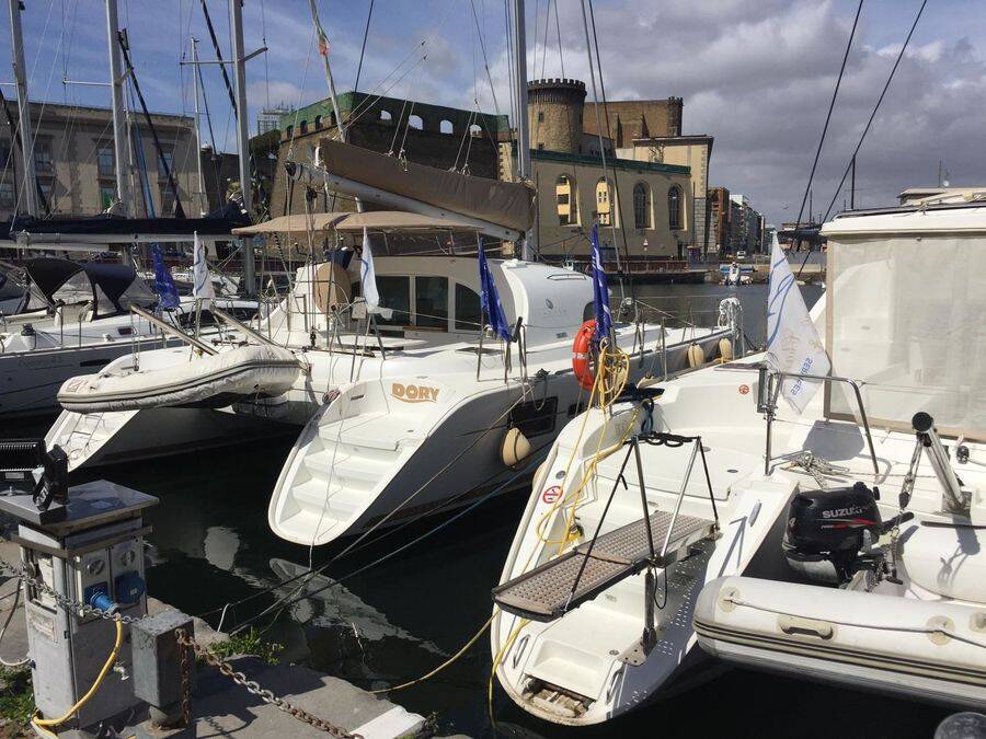 Lagoon 440 Dory