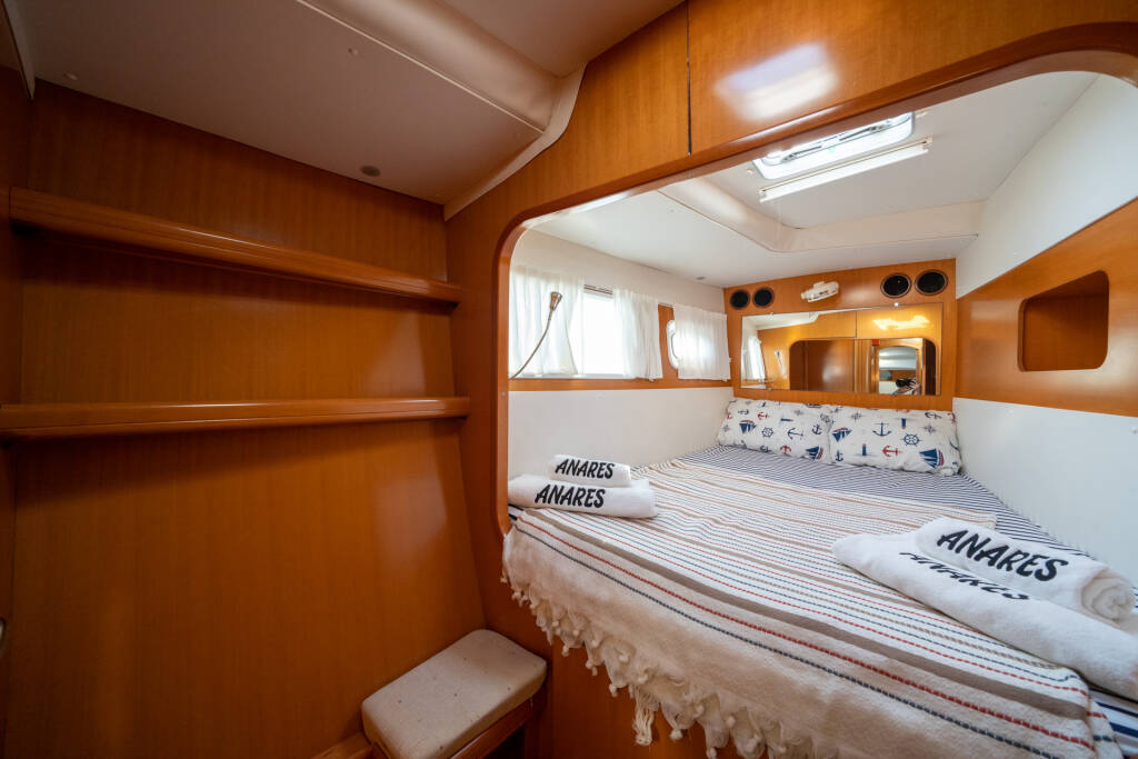 Lagoon 440  Anares