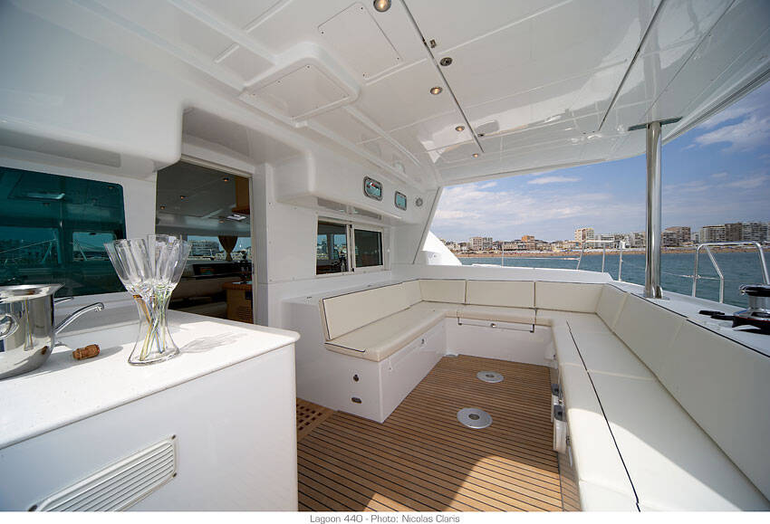 Lagoon 440 Strawberry