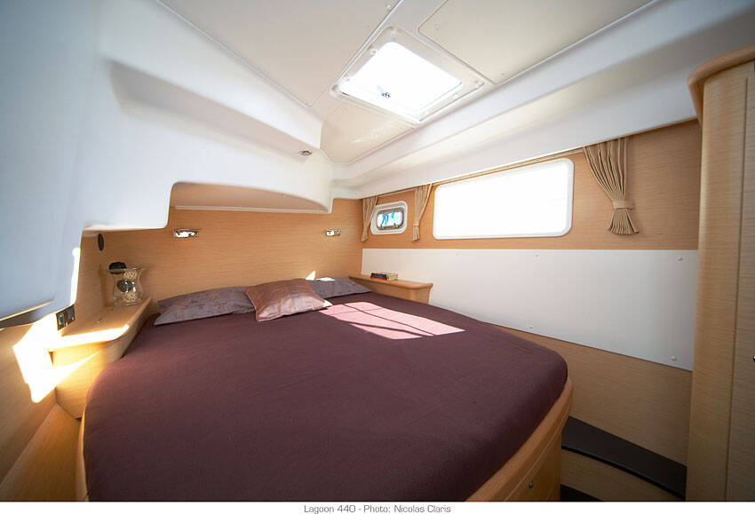 Lagoon 440 Strawberry