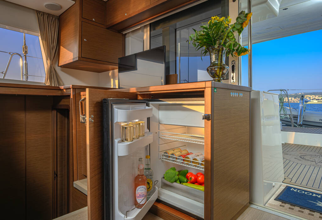 Lagoon 450 F Luxury BRIGHT MOON 