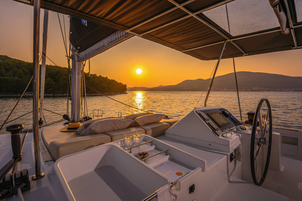 Lagoon 450 F Luxury BRIGHT MOON 