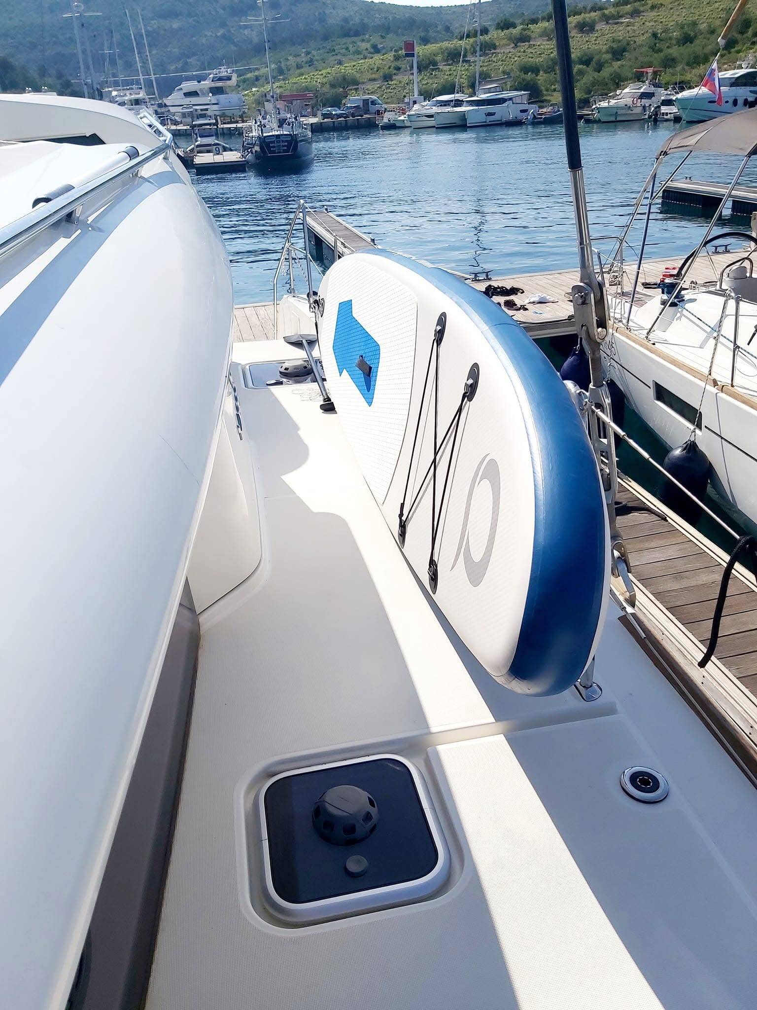 Lagoon 450 F Red Twin