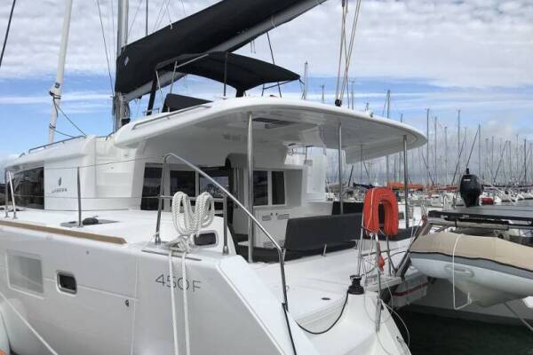 Lagoon 450 F Zil Seashell