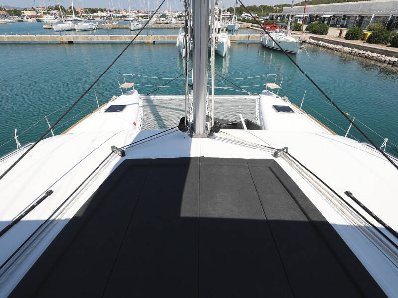 Lagoon 450 F HOT STUFF