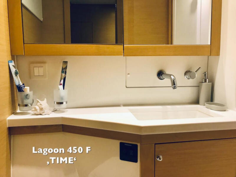 Lagoon 450 F TIME 