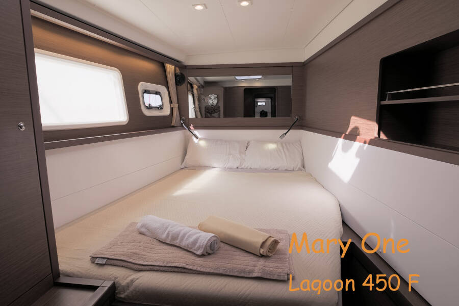 Lagoon 450 F Mary One