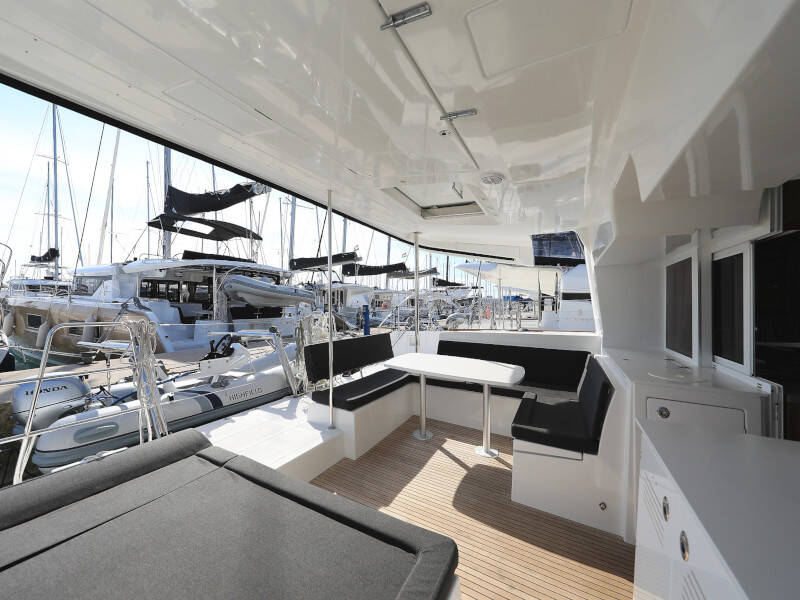 Lagoon 450 F OLIVER