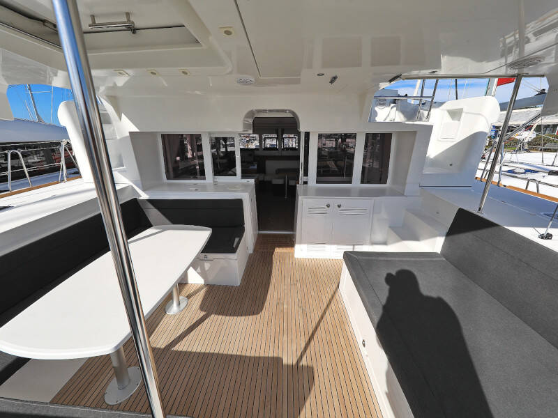 Lagoon 450 F OLIVER