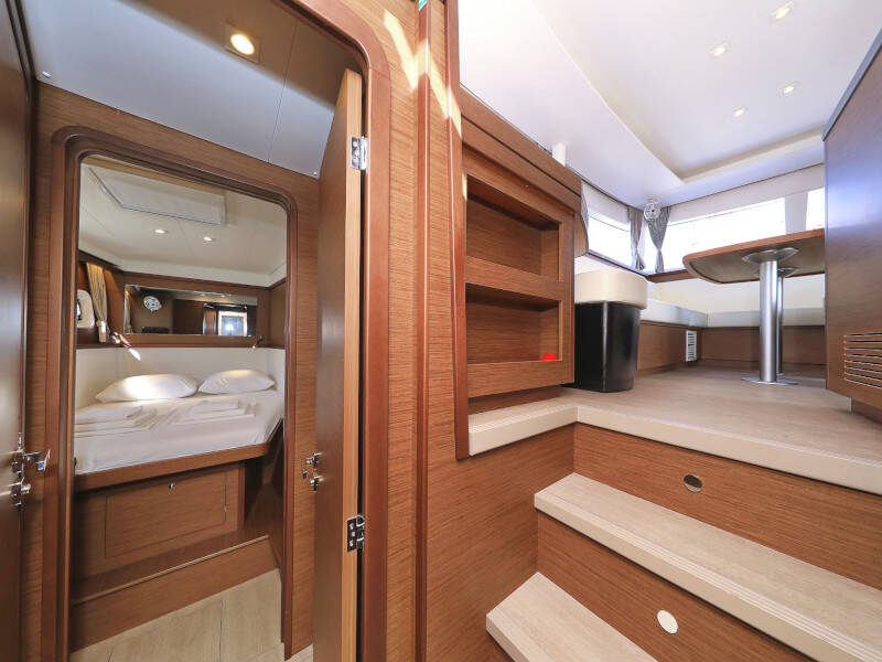 Lagoon 450 F OLIVER
