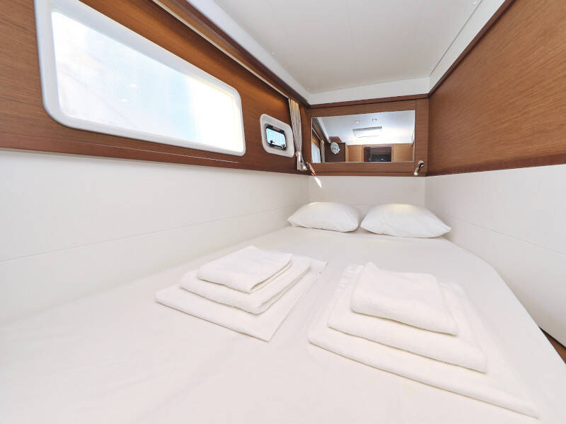 Lagoon 450 F OLIVER
