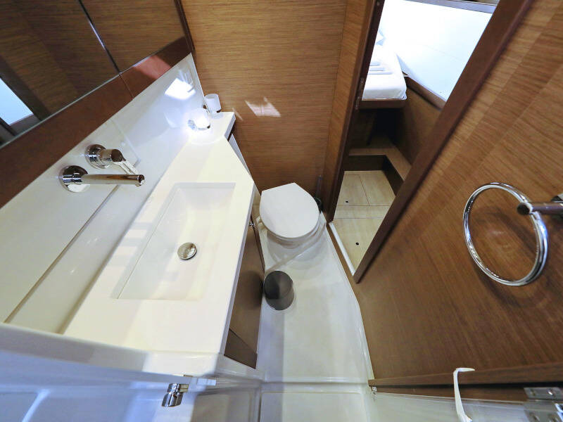 Lagoon 450 F OLIVER