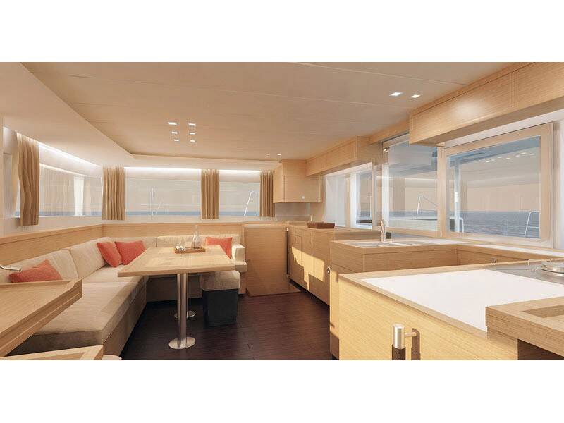 Lagoon 450  Fly  Corona Borealis