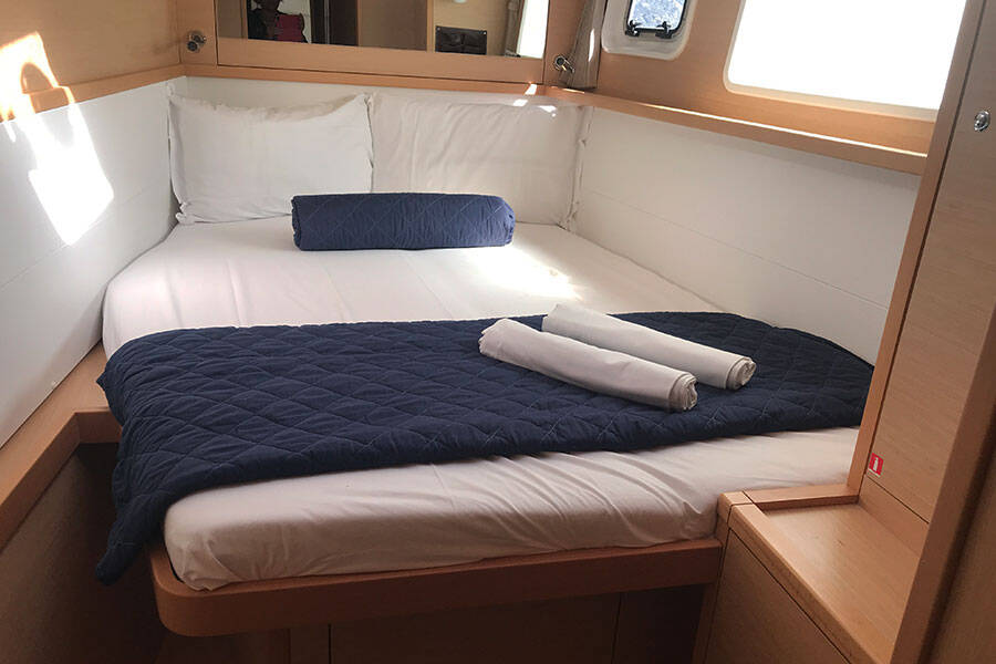 Lagoon 450  Fly  Corona Borealis