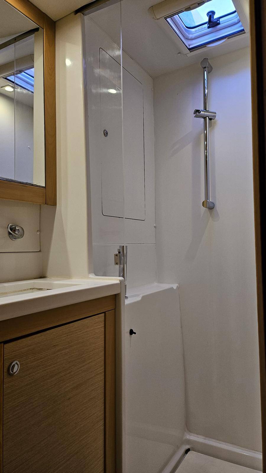 Lagoon 450  Fly  Corona Borealis
